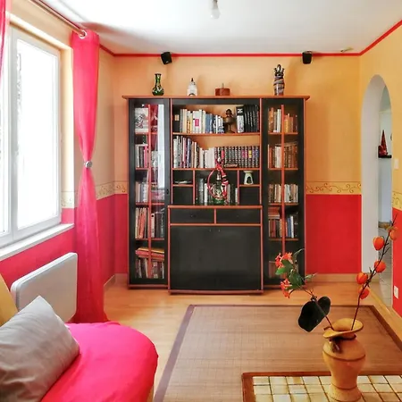 Maison Spacieuse A Avec Jardin Et Terrasse *