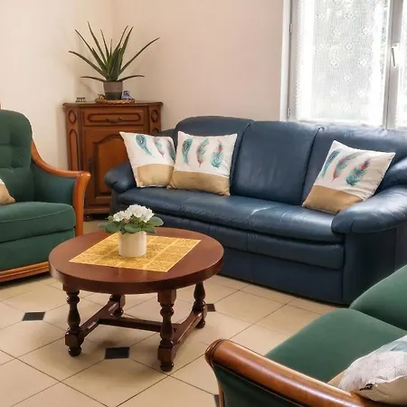 Maison Spacieuse A Avec Jardin Et Terrasse Ferienhaus *