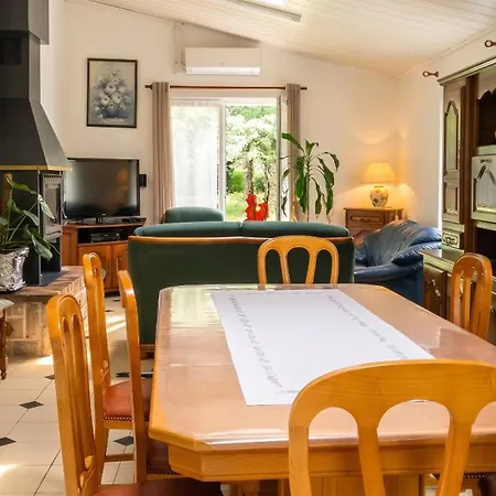 Casa vacanze Maison Spacieuse à Avec Jardin Et Terrasse *