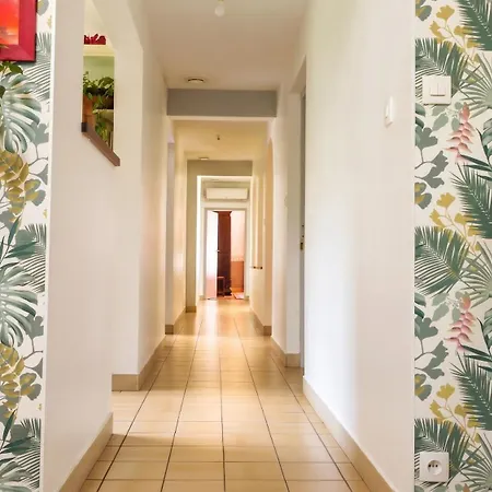 Maison Spacieuse A Avec Jardin Et Terrasse * Venansault