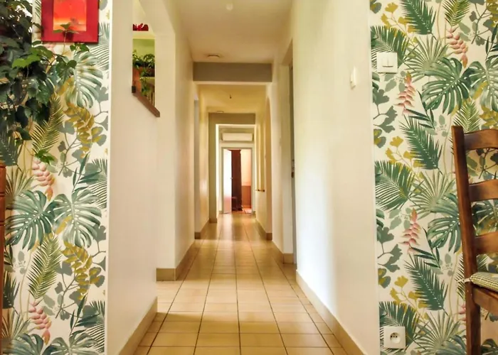 Maison Spacieuse A Avec Jardin Et Terrasse Сasa de vacaciones *